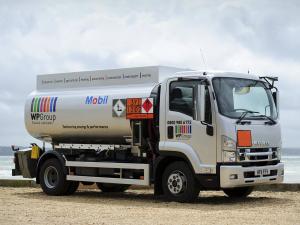 Isuzu Forward Tanker 2009 года